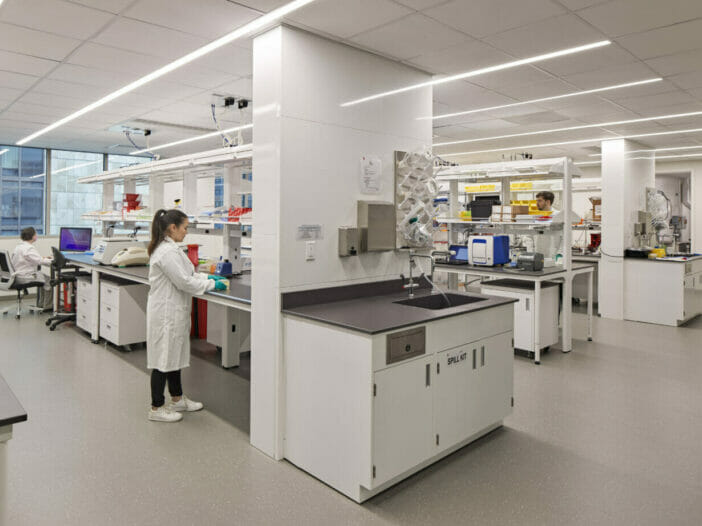 Functional lab space with flexible space for technology and growth